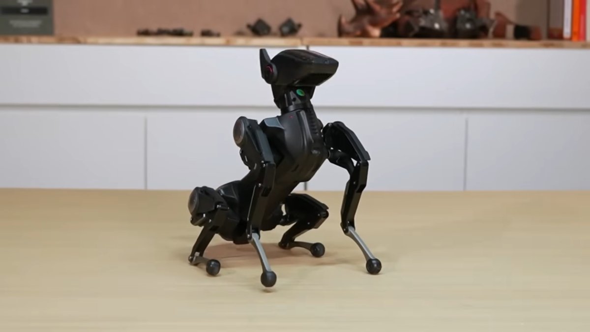 Yapay zekâlı robot fiyatıyla ilgi toplpadı