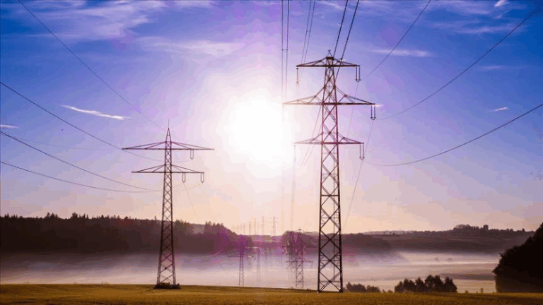 spot-piyasada-elektrik-fiyatlari-5XwOYxBu.png